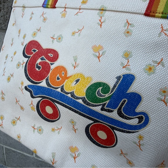 Tote With Rainbow Roller Skate Graphic c4099 - Picture 8 of 11